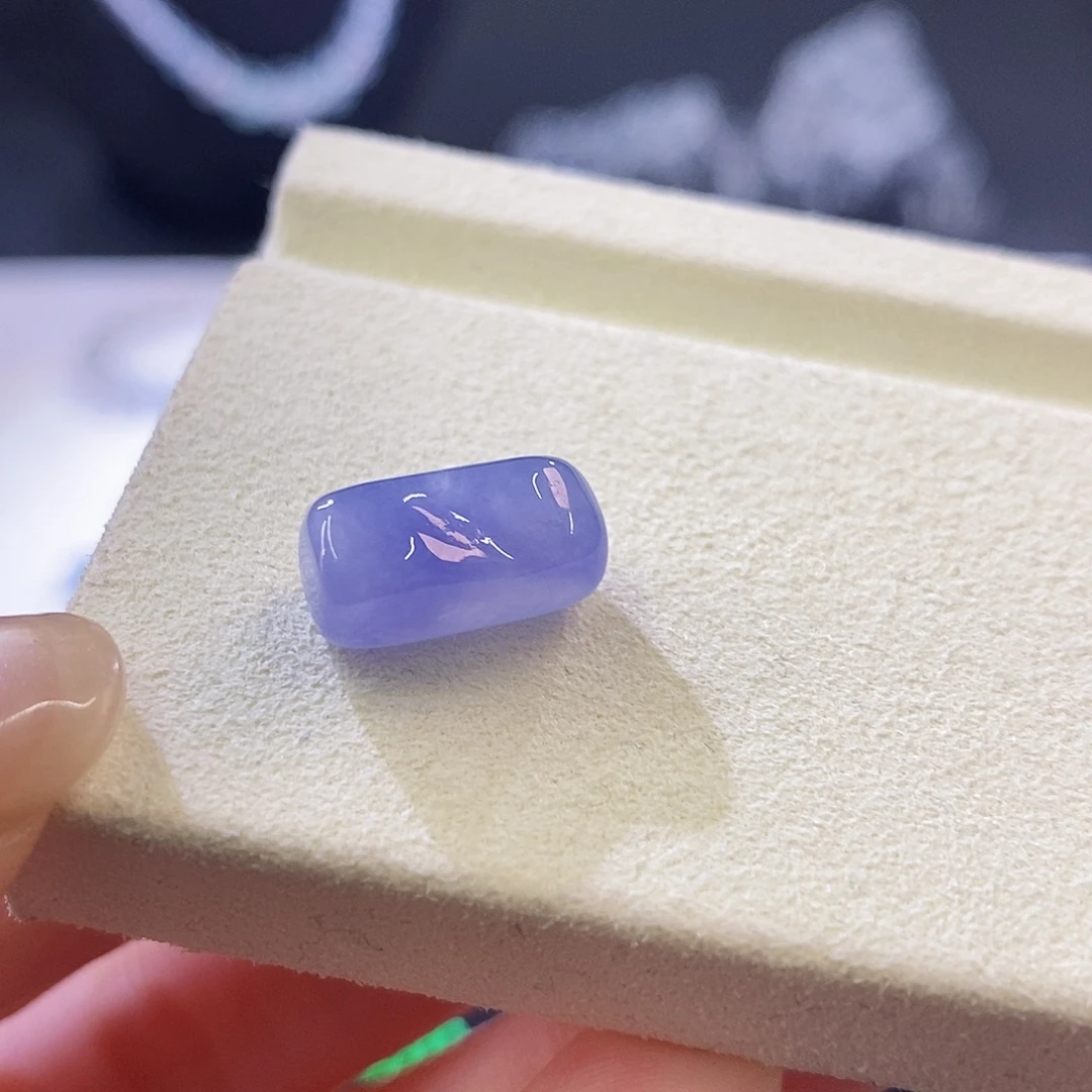 翡翠未镶嵌挂件随行