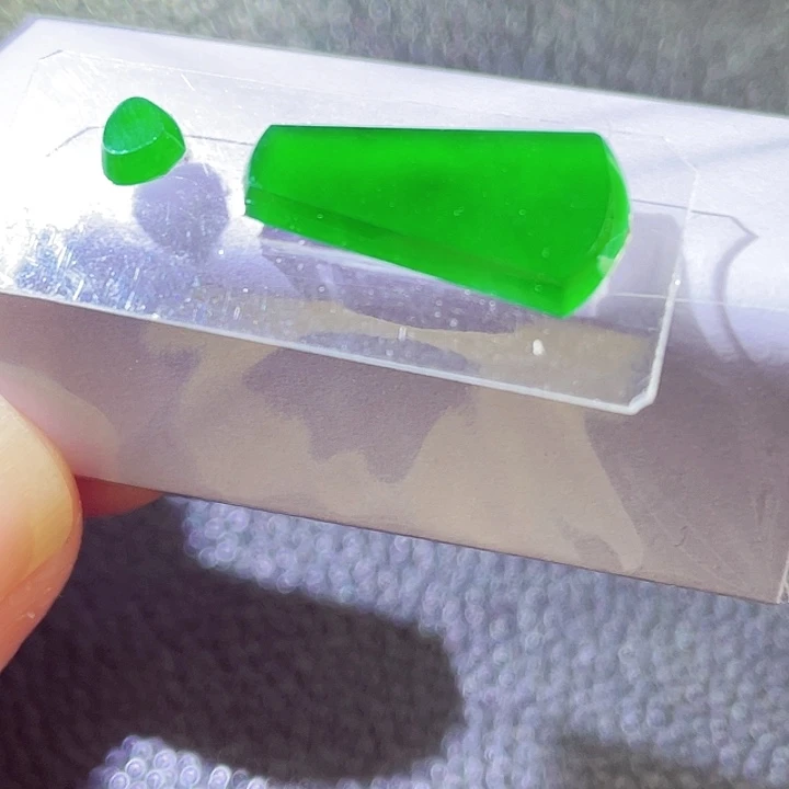 未镶嵌定制翡翠翡翠