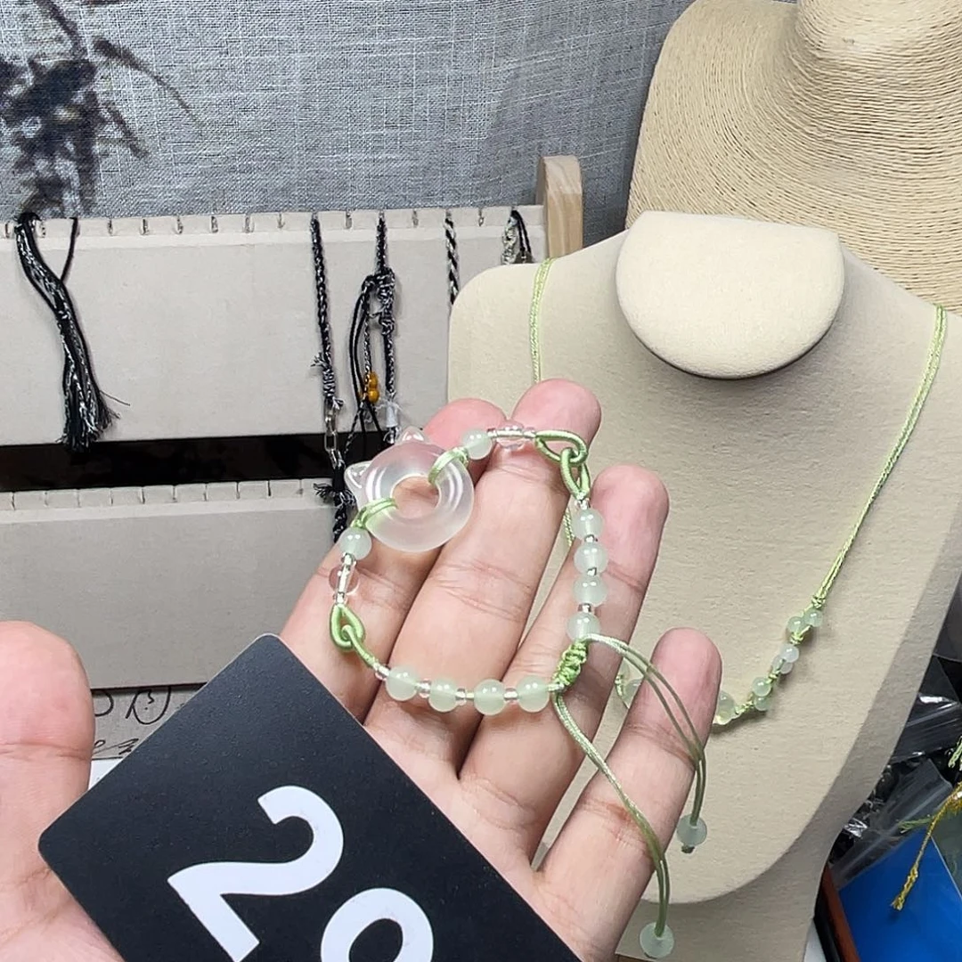 蛇纹石玉合金颈饰