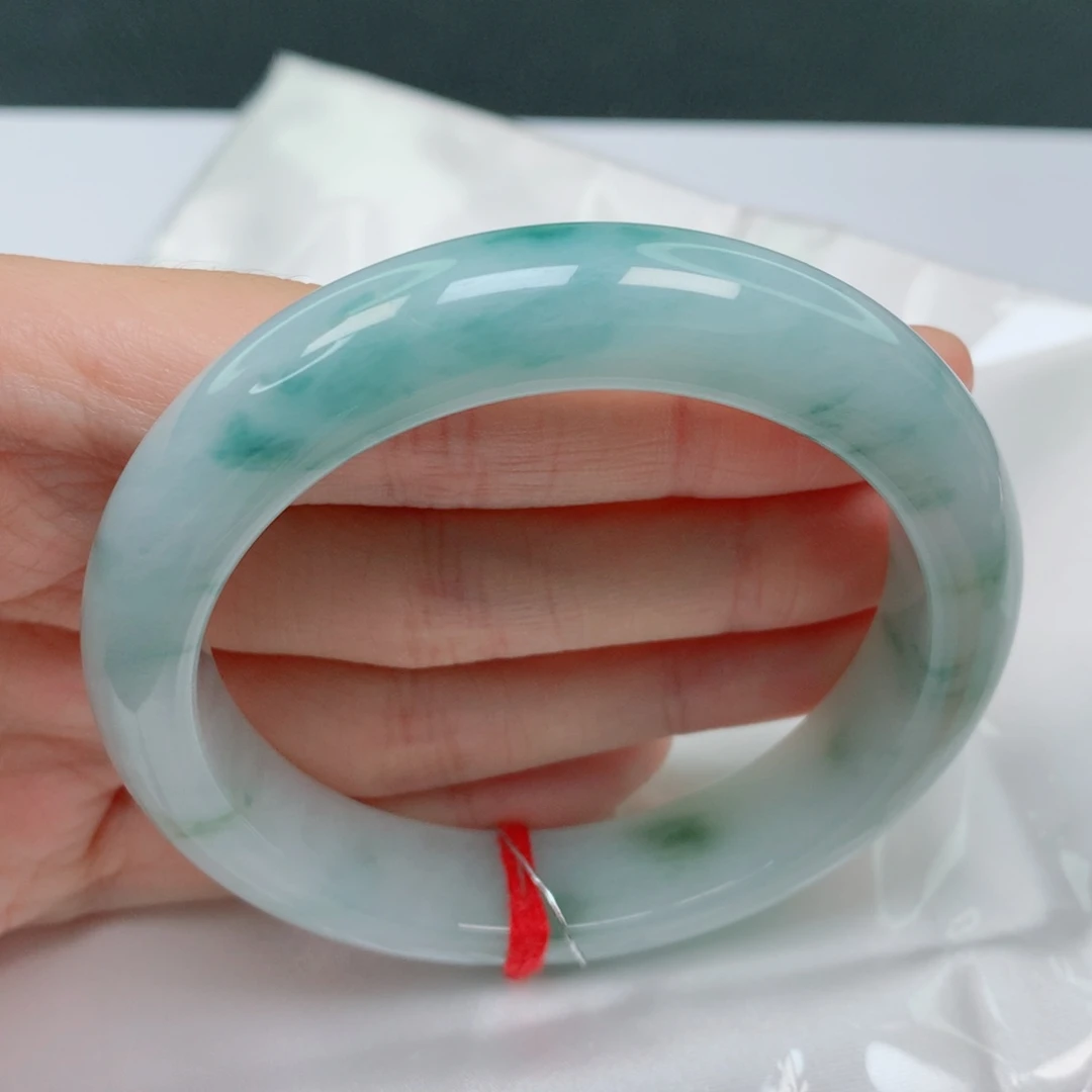 翡翠手镯未镶嵌56.1正圈