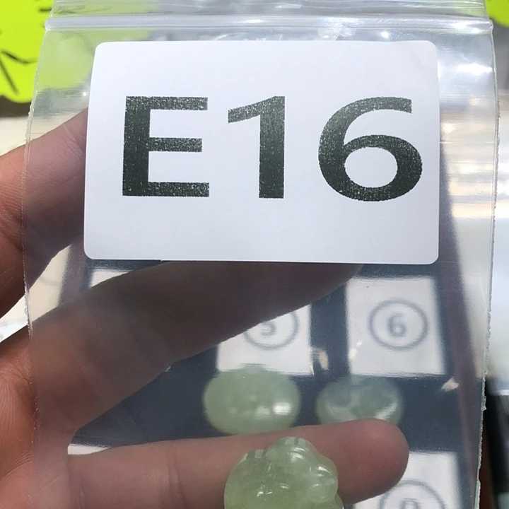 蛇纹石玉未镶嵌吊坠(不含链)