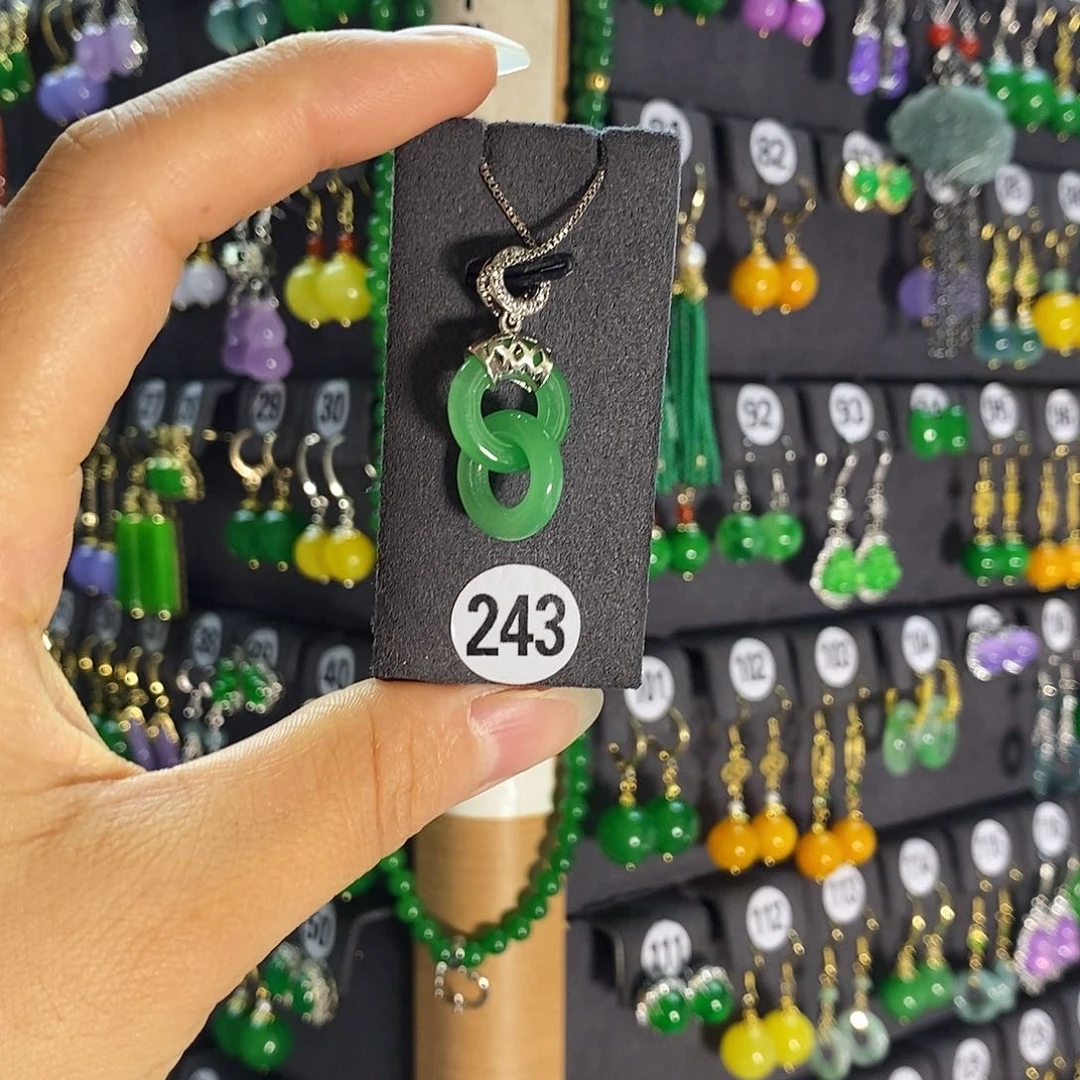 银S925镶嵌翡翠耳饰243