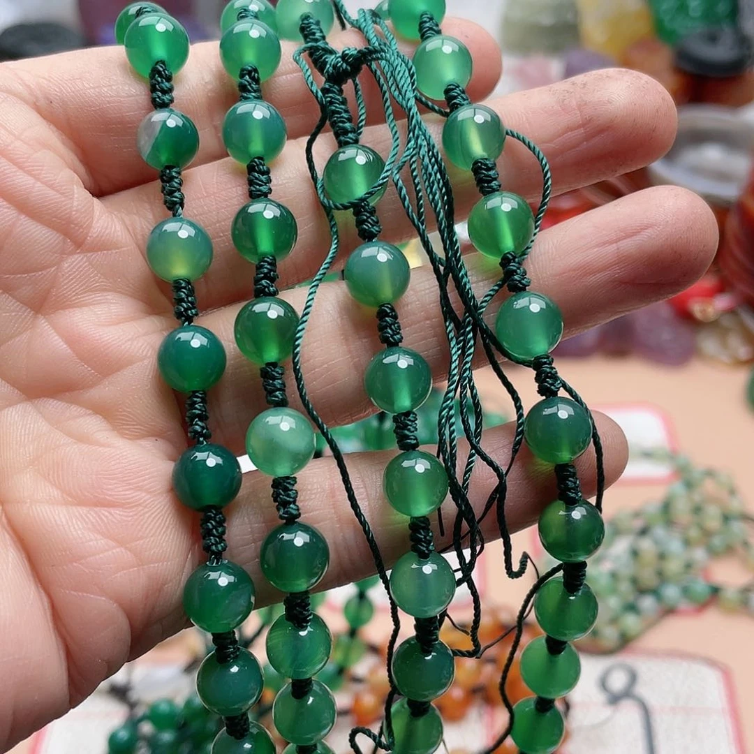 玛瑙/玉髓颈饰合金忘**?