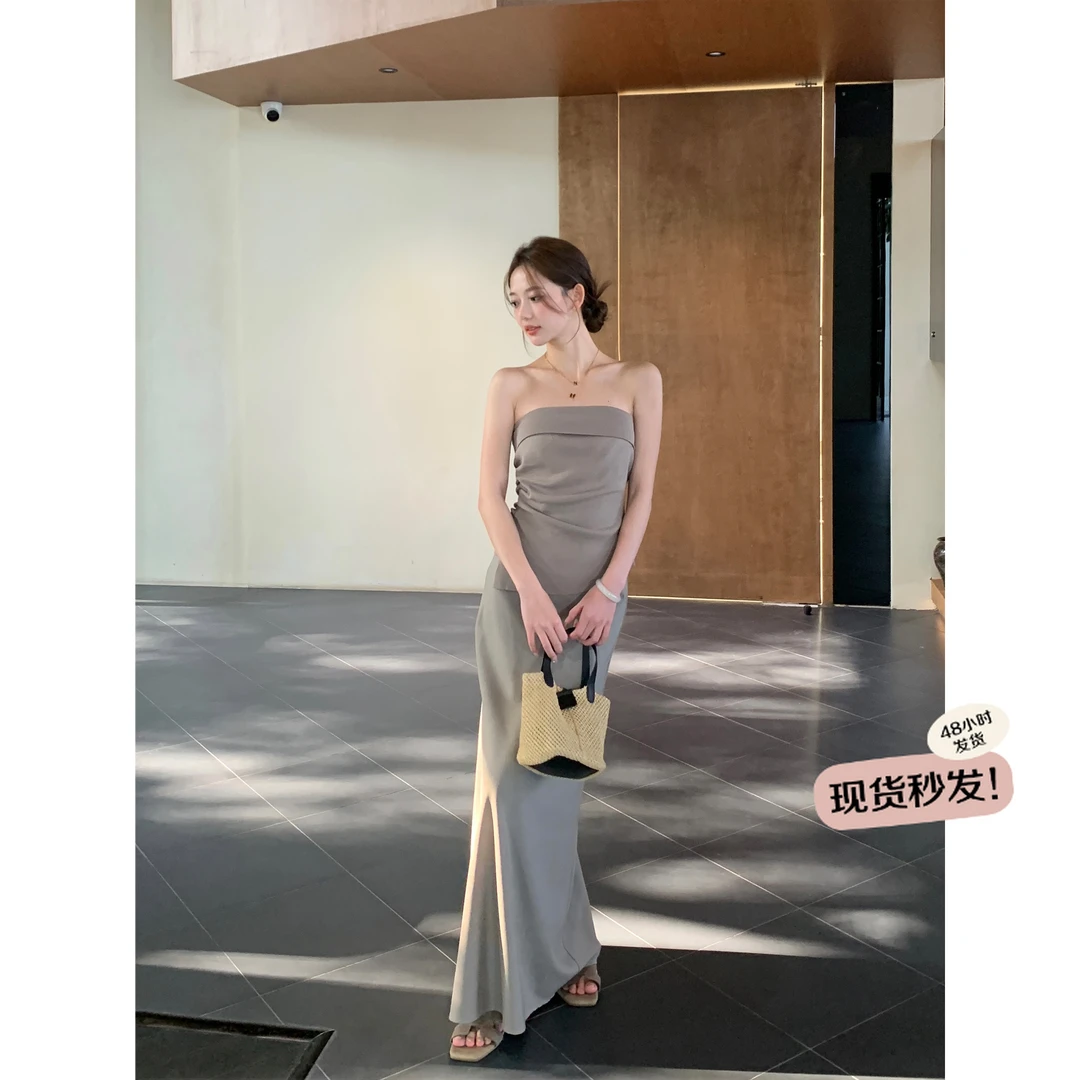 万万不熬夜【灰韵冰川】小众设计高级感气质T恤收腰显瘦春夏款上衣