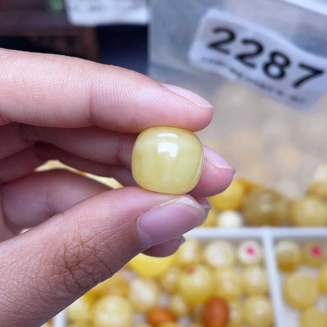 十***下蜜蜡未镶嵌珠宝奇石14