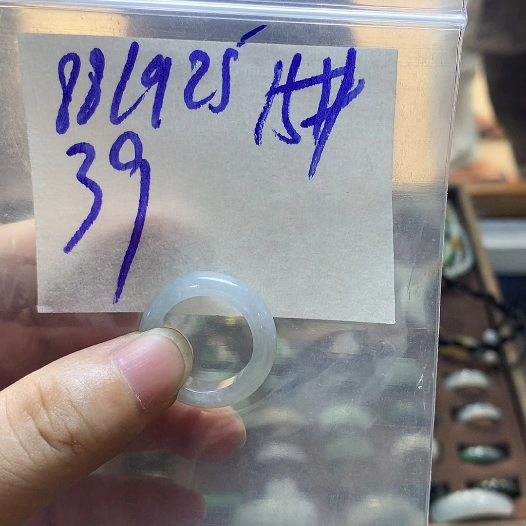 未镶嵌定制翡翠翡翠