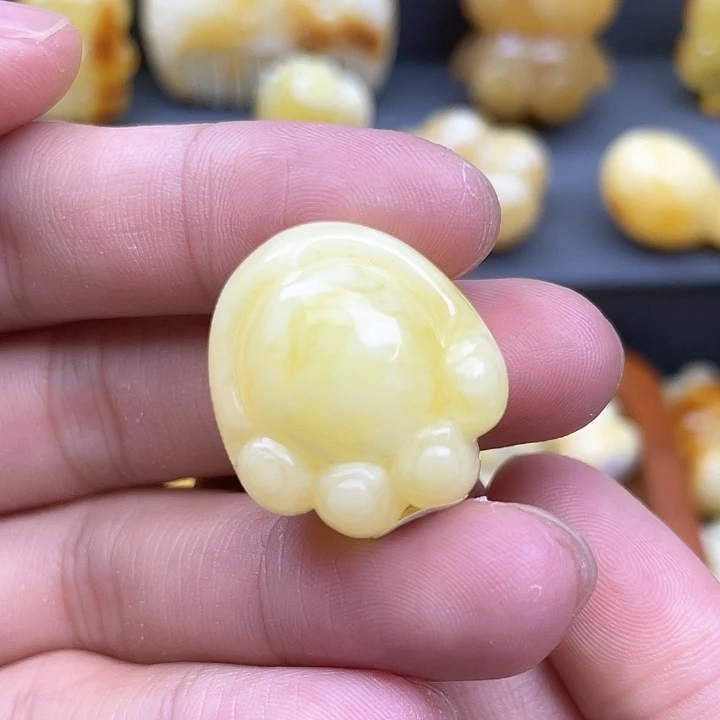 琥珀裸石未镶嵌蜜蜡