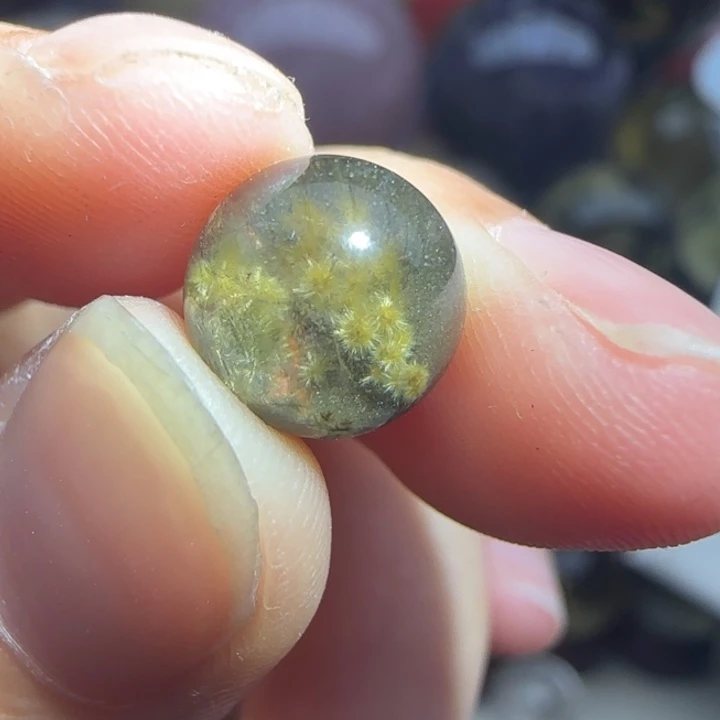 朱***纯摆件未镶嵌水晶a882