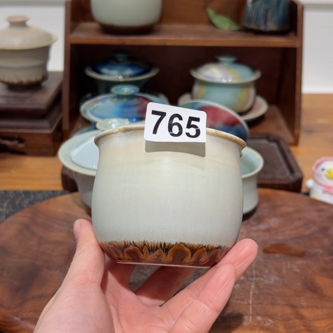 【闪购商品】H***y765/1111111111111111