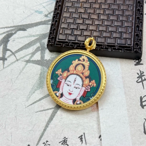 ZH79白度母守护神唐卡吊坠41*6mm+多样性发其一