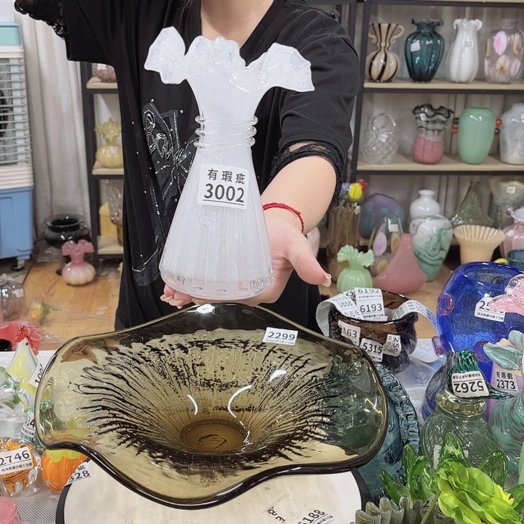 30 02 家悦花瓶花器摆件