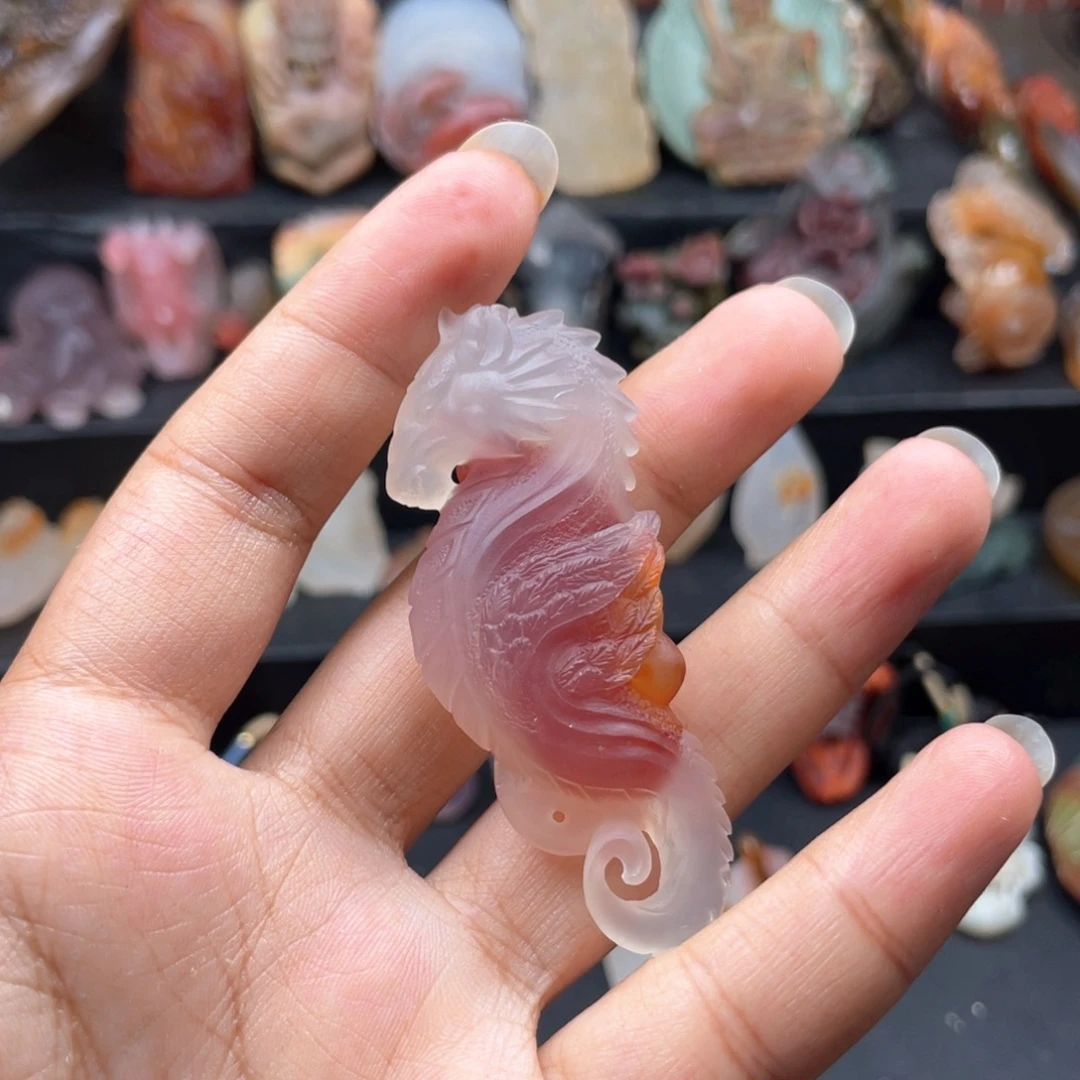 未镶嵌定制玛瑙手工雕刻海马