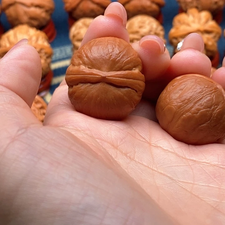 把件文玩核桃L**。精品手捻