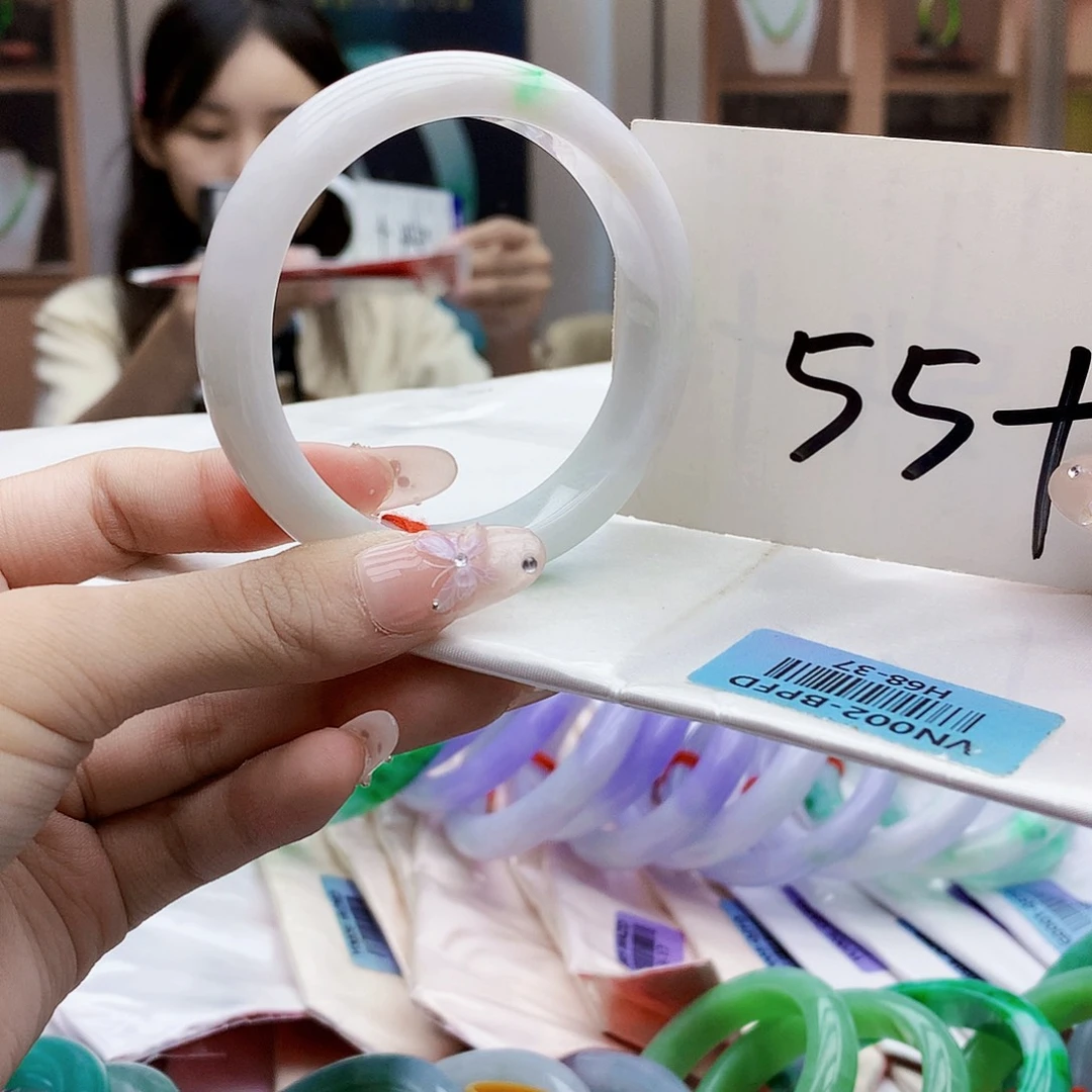 未镶嵌手镯翡翠nnn