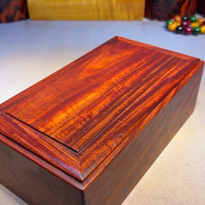 大***鹰机关盒。