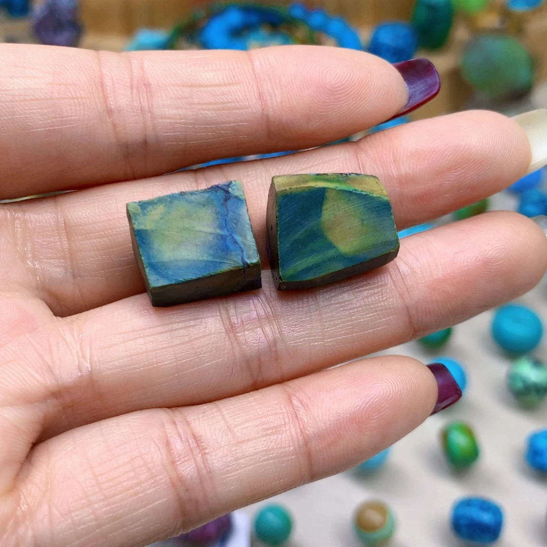 绿松石未镶嵌三彩随行