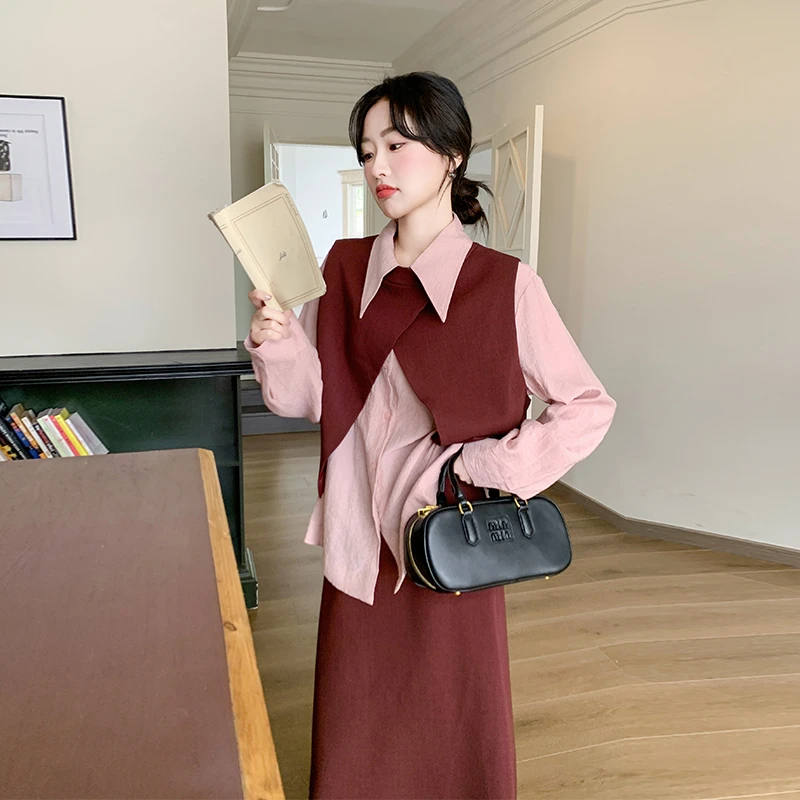 韩系设计感拼色马甲衬衫半身裙套装女2025春新款学院风休闲三件套