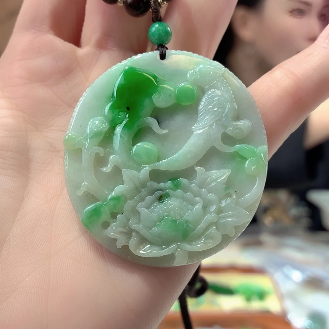 翡翠未镶嵌颈饰翡翠