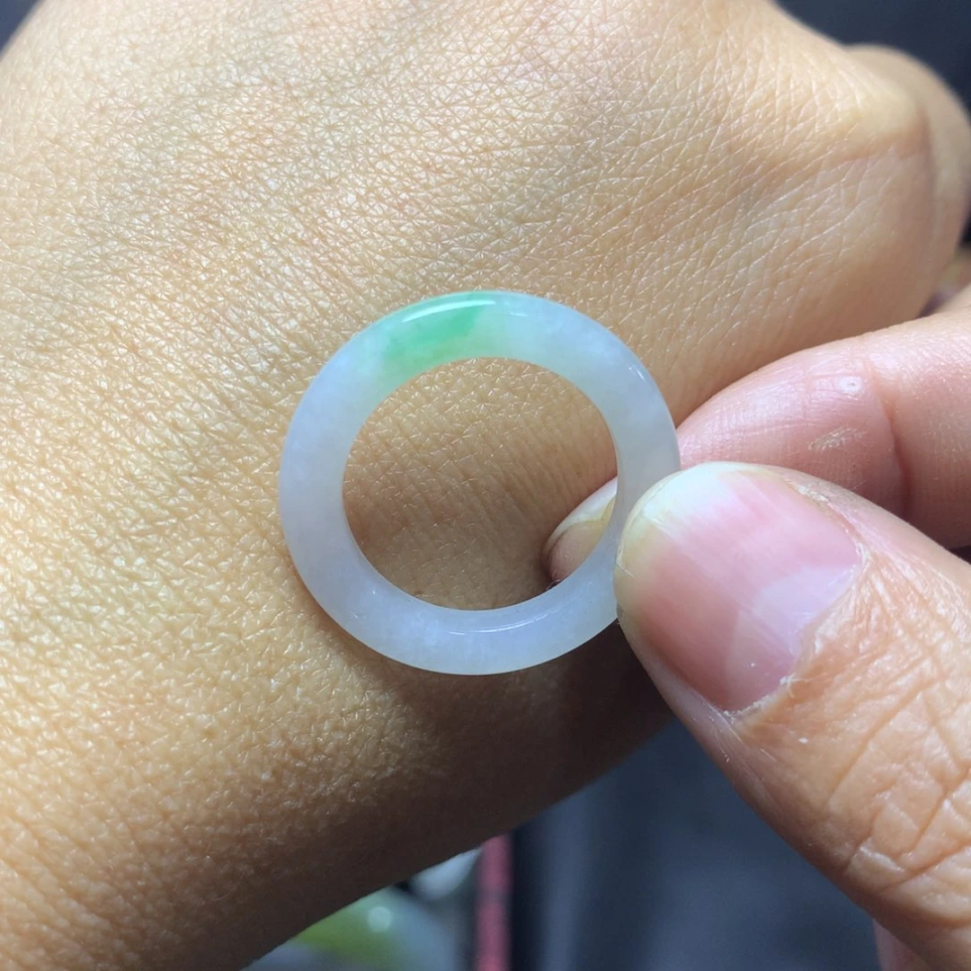 定制翡翠未镶嵌戒圈15