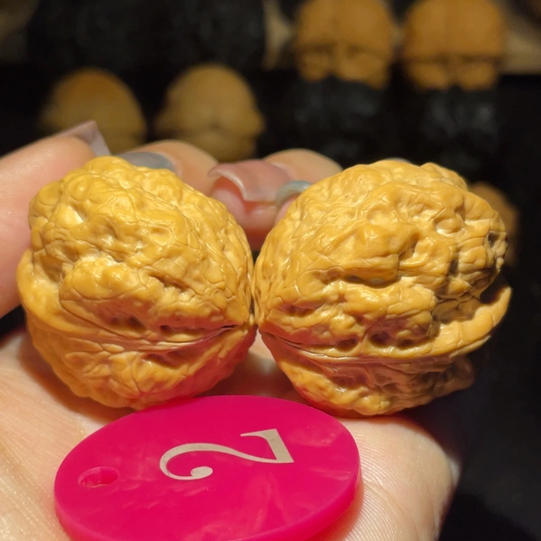 盘龙十八包35尺寸核桃