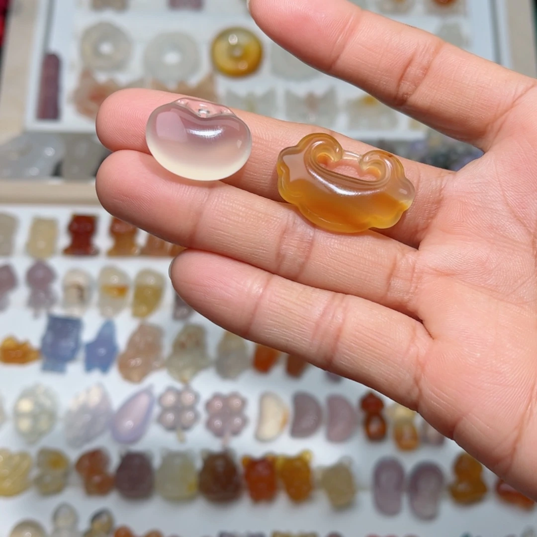 未镶嵌颈饰玛瑙/玉髓