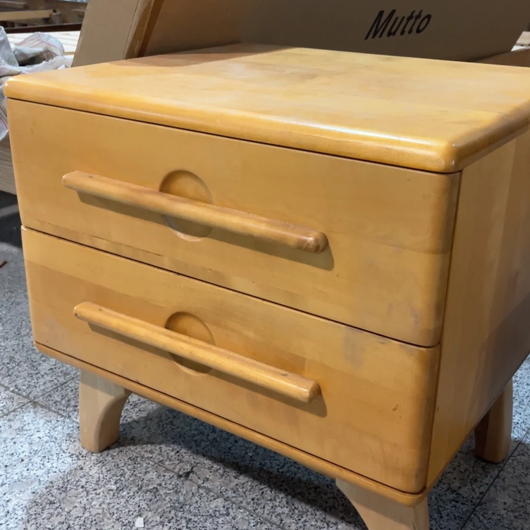 木桦木实木床头柜