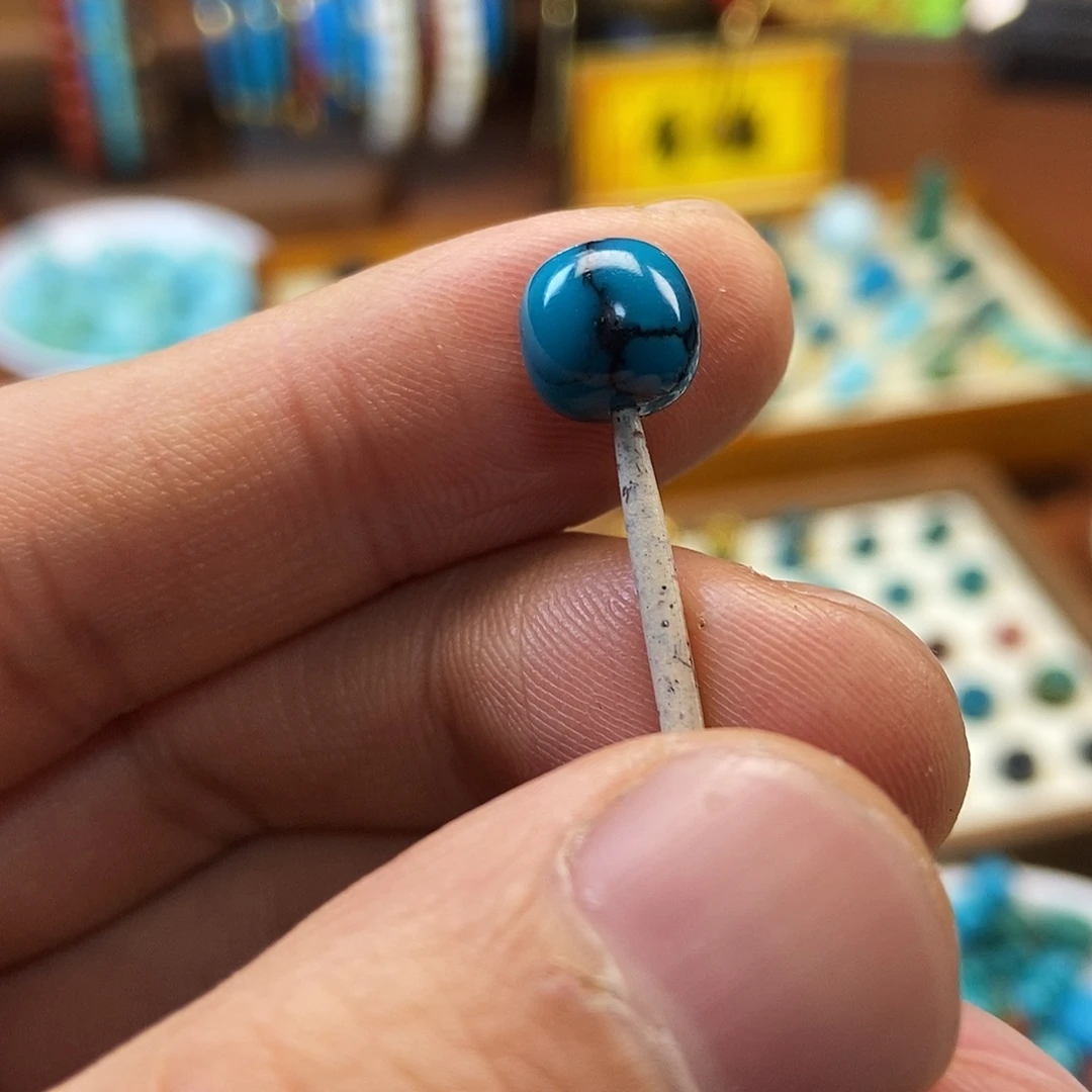 V***️绿松石未镶嵌珠宝奇石