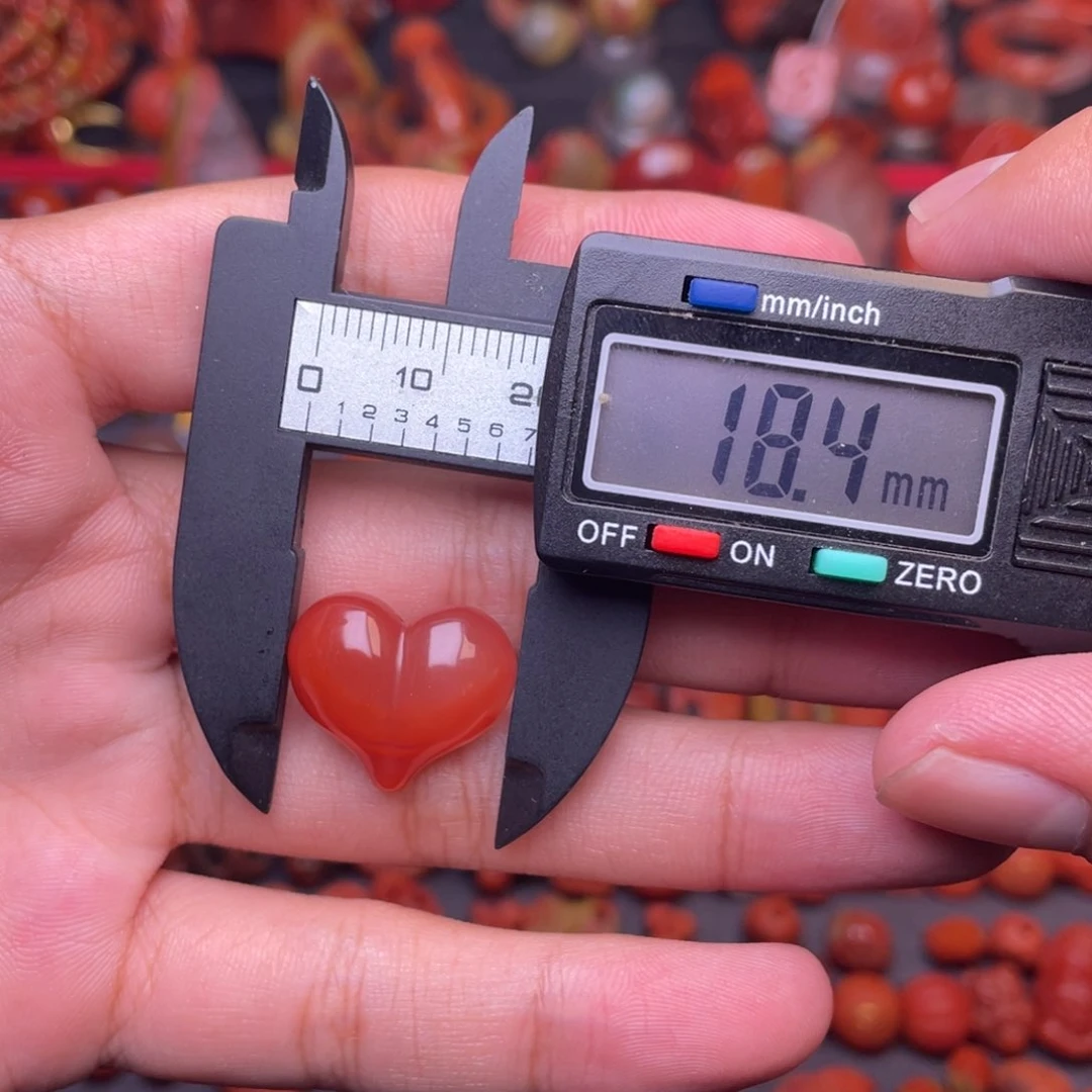 南红玛瑙配饰未镶嵌