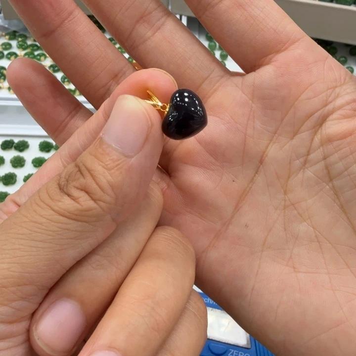 和田玉未镶嵌颈饰安*