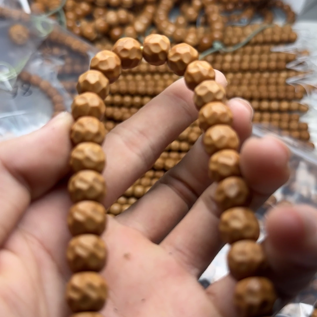 猴头核桃吊坠全品黑金