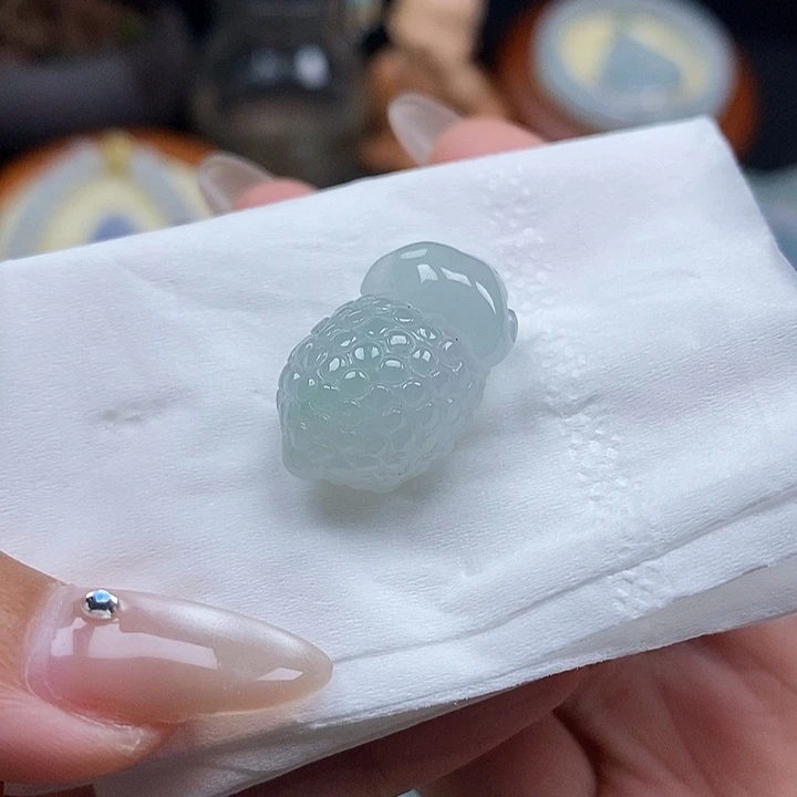 翡翠挂件未镶嵌吊坠
