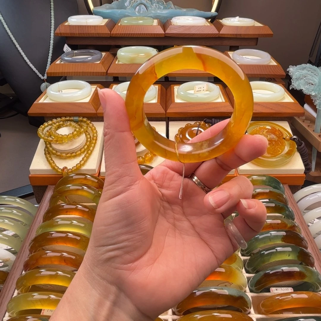 蛇纹石玉未镶嵌手镯56