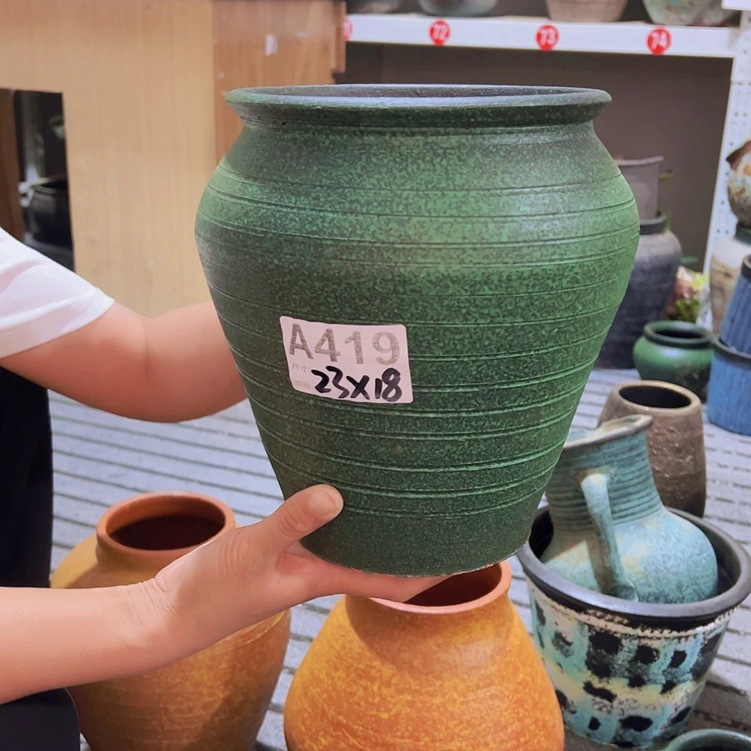 11绿色缸有孔发货