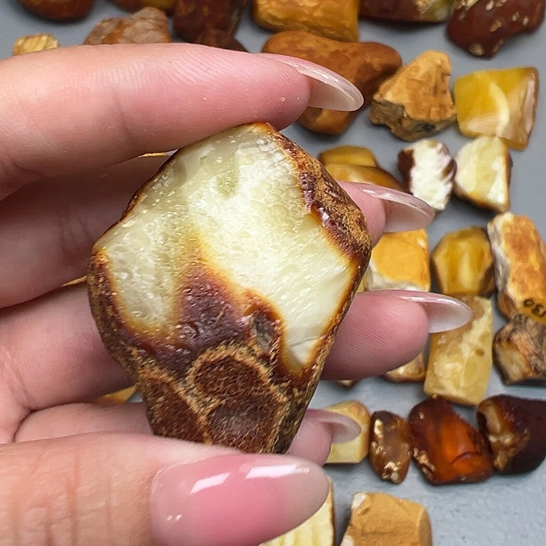 阿***润未镶嵌定制琥珀蜜蜡
