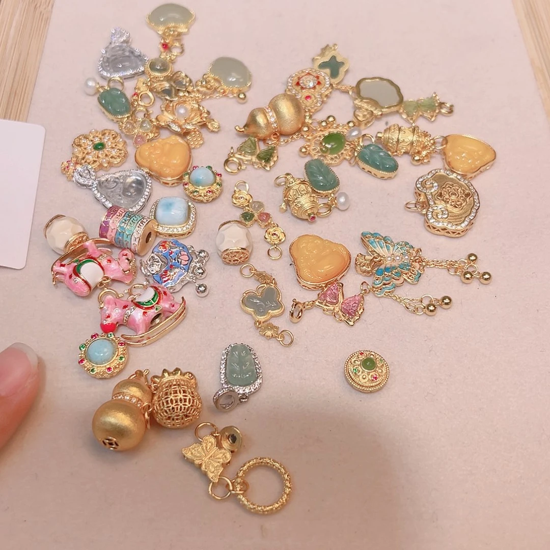 和田玉未镶嵌珠宝半成品37