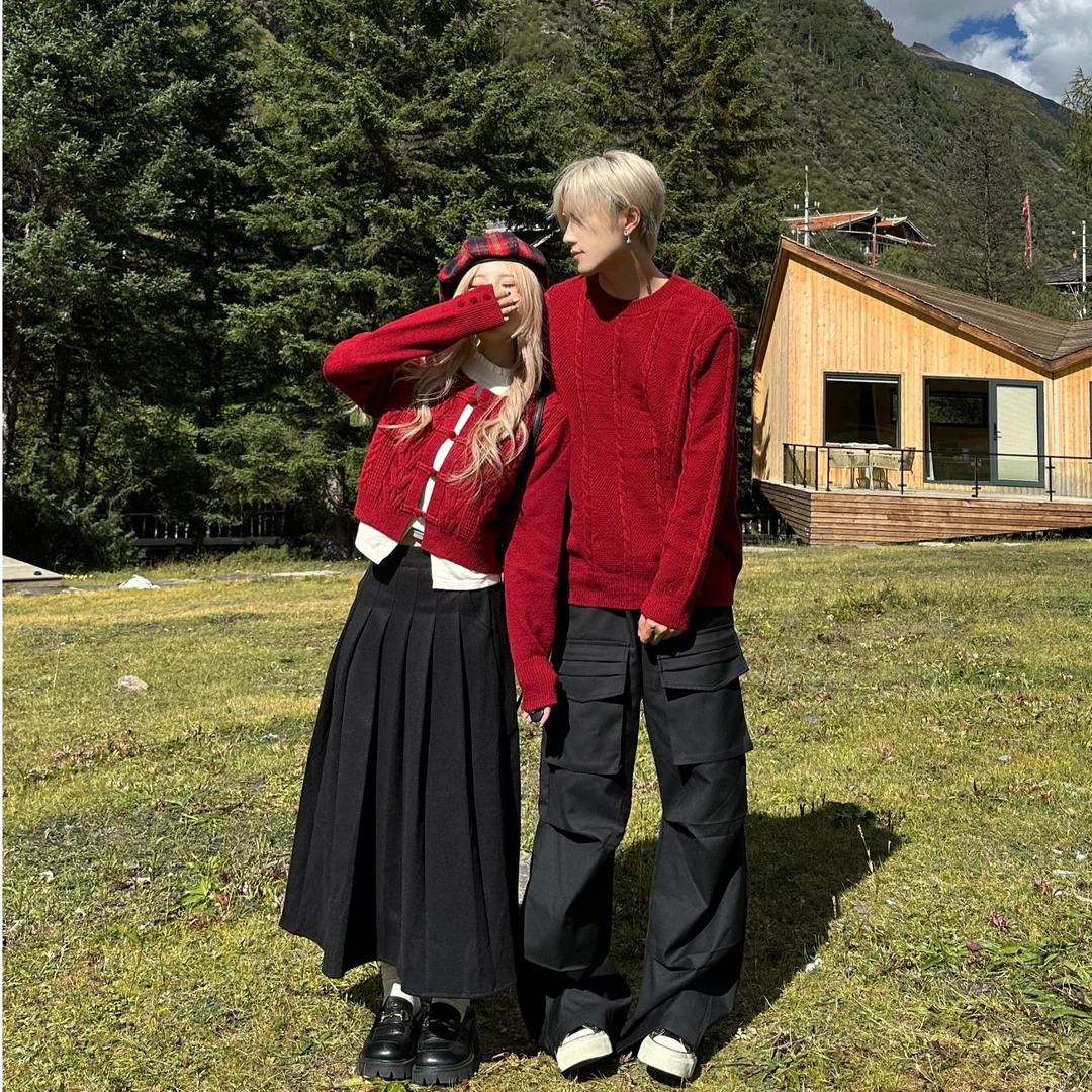 情侣装秋冬装圣诞过年红色加厚毛衣两件套女针织衫男毛衣潮