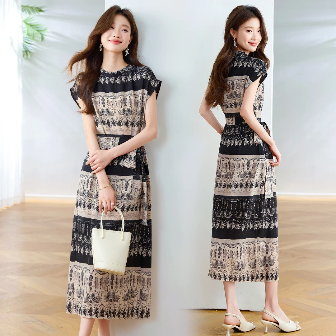 2025年夏季新款大码女装胖MM法式高级感洋气设计感印花收腰连衣裙