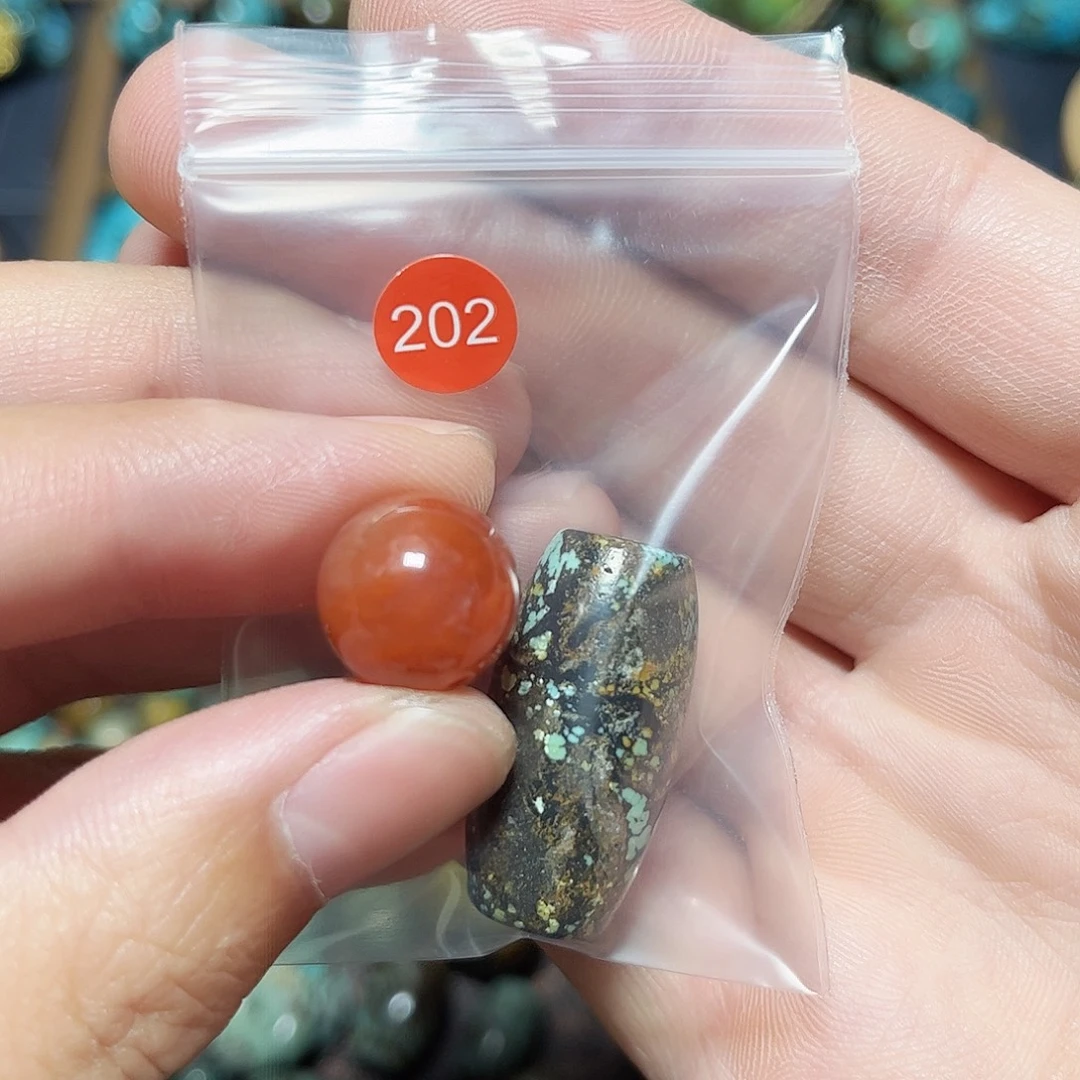 桥****玛瑙/玉髓未镶嵌圆珠桶珠老型手串！！