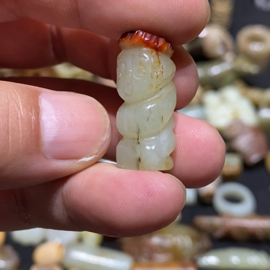 和田玉（糖玉）未镶嵌颈饰