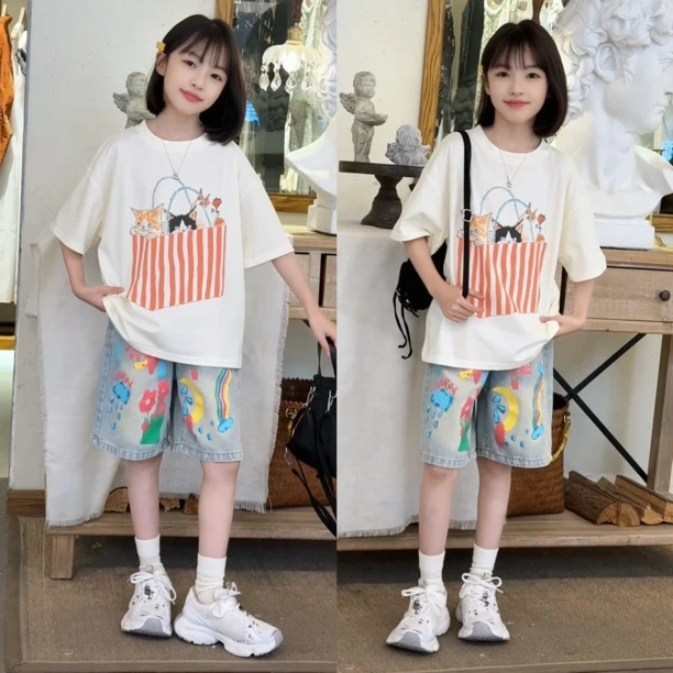 2025新款女童时髦宽松短袖T恤牛仔中裤两件套韩版中大童夏装套装