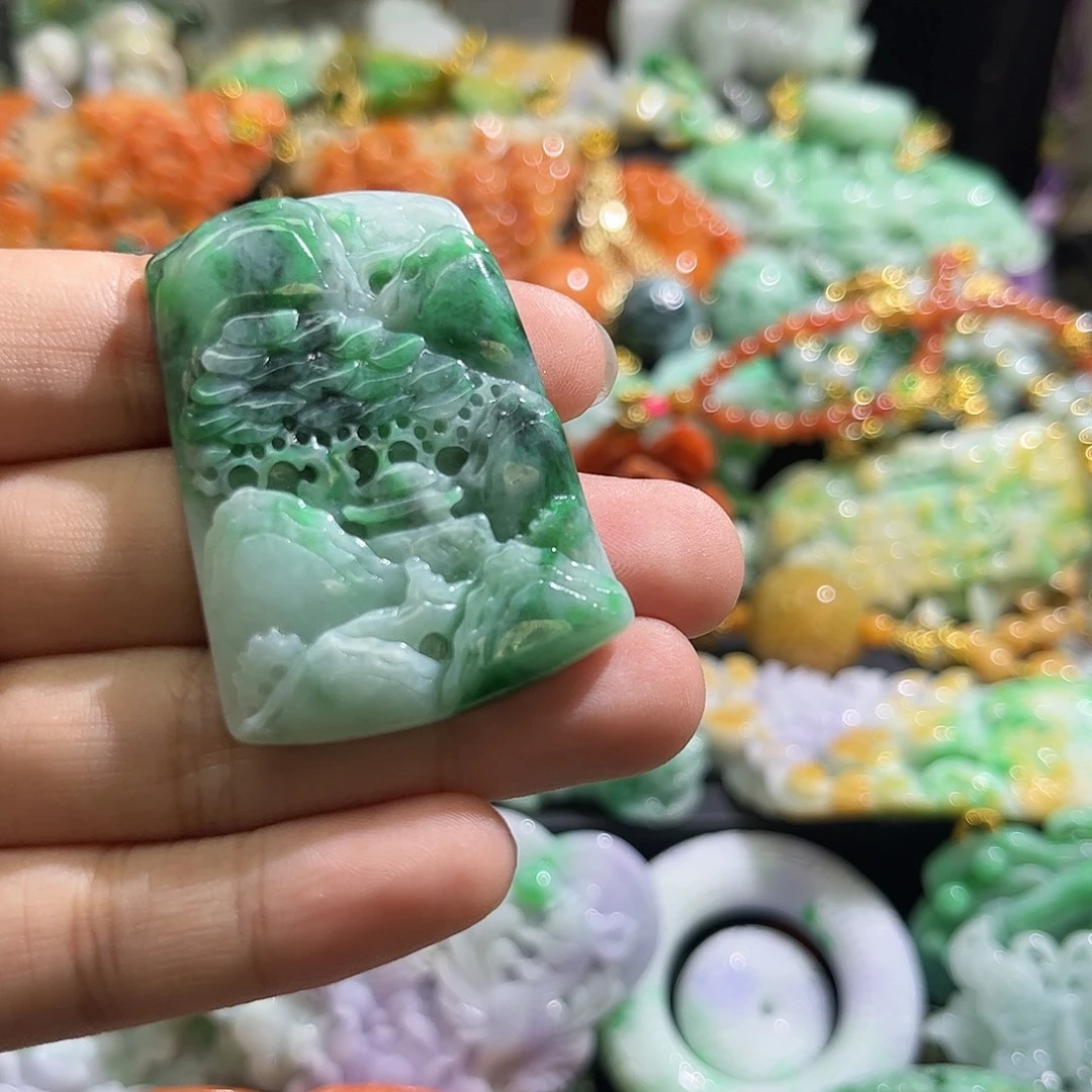 颈饰未镶嵌翡翠待编织