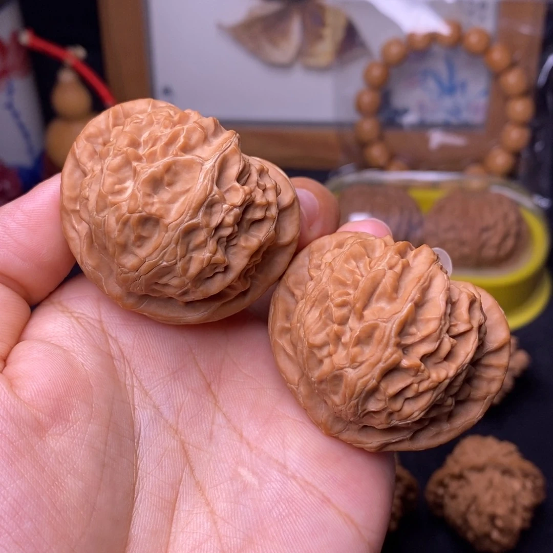 王***伟文玩核桃把件44宫灯