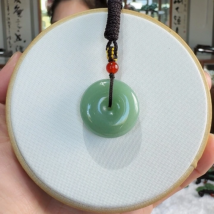 密玉（石英质玉）未镶嵌颈饰