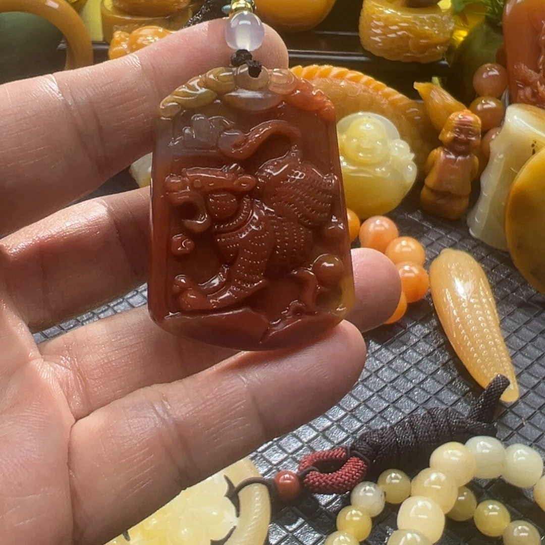 石英质玉未镶嵌颈饰