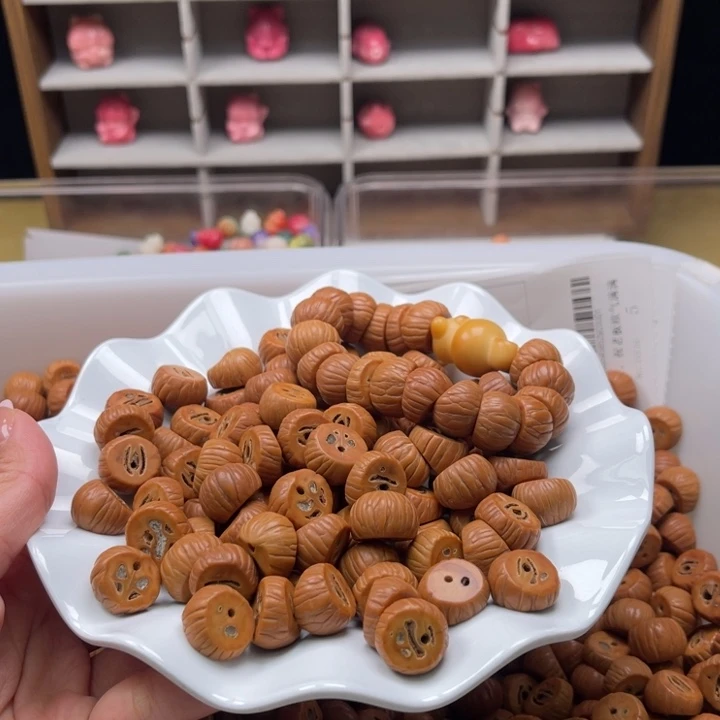 白玉菩提吊坠Q/16mm/33颗猴头蒜瓣