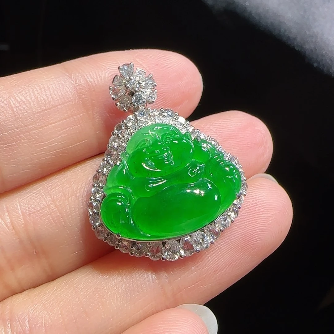 翡翠颈饰18K金镶嵌翡翠