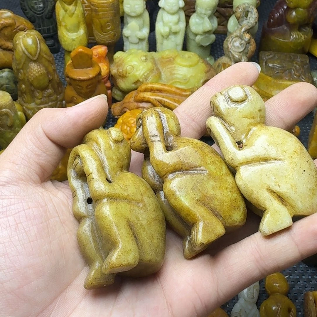 白玉菩提吊坠。。。乐*族