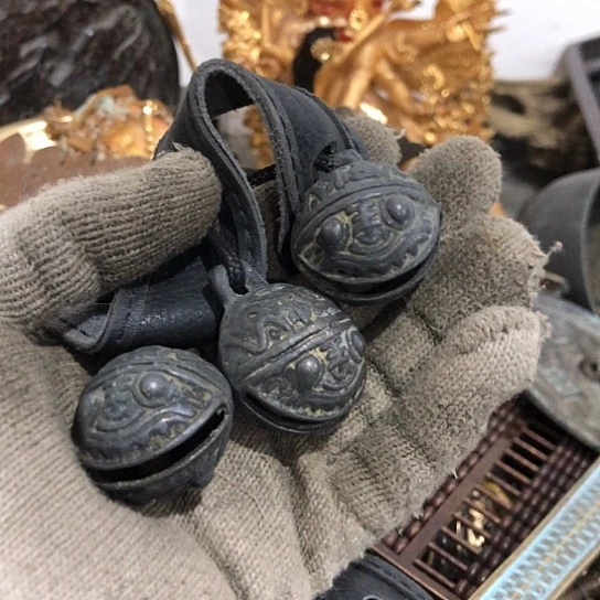 雨****闪电购铜摆件工艺品