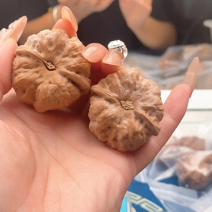 七***喜吊坠桃核41全品蛤蟆头