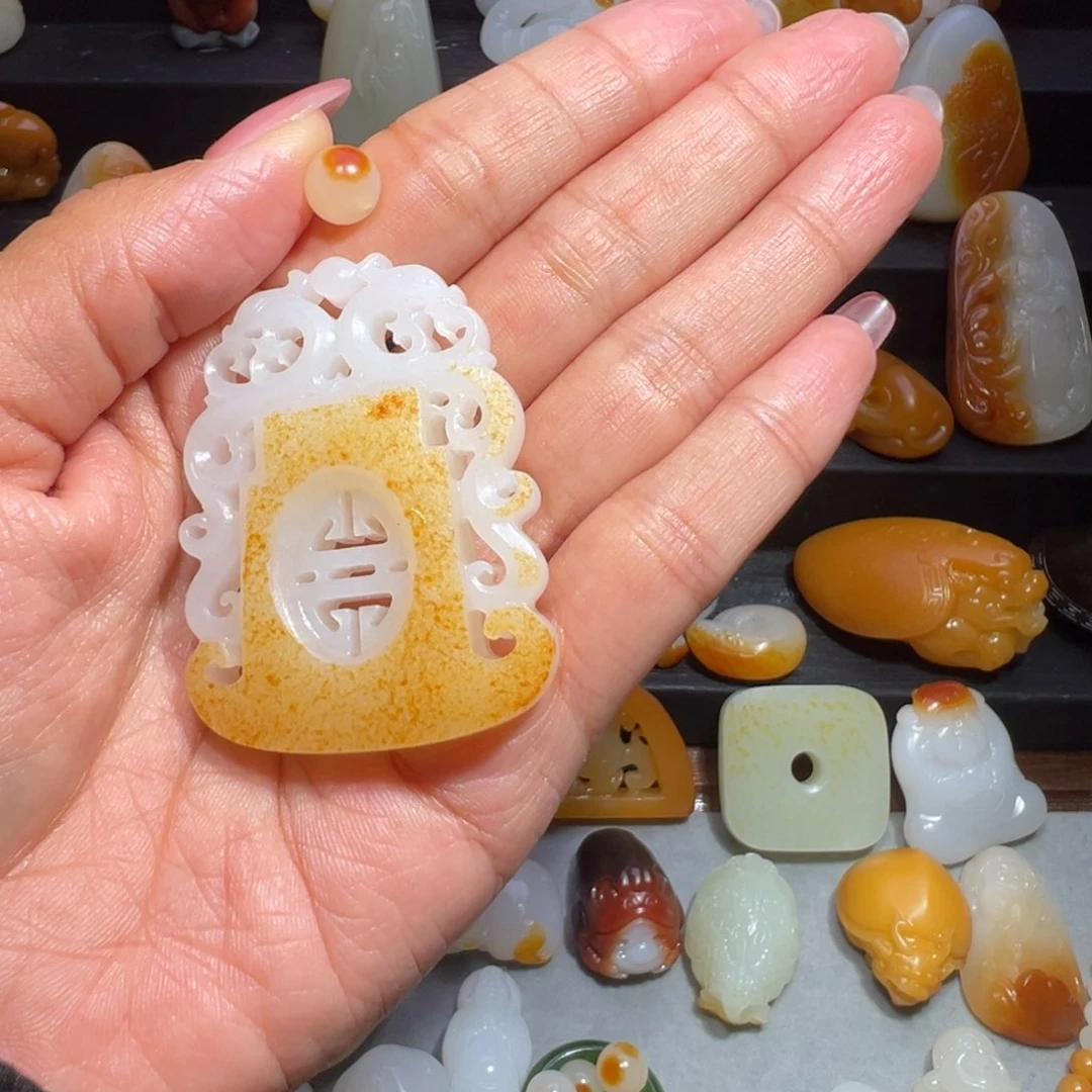 和田玉颈饰未镶嵌用****1
